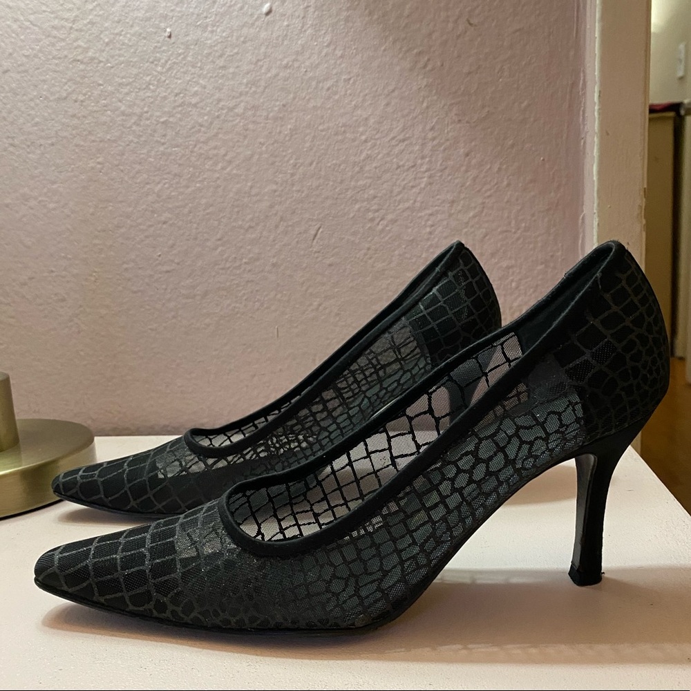 Sheer heels with glitter effect